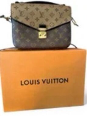 LV BAG